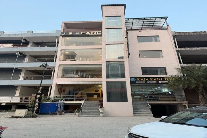Hotel 7 of 7