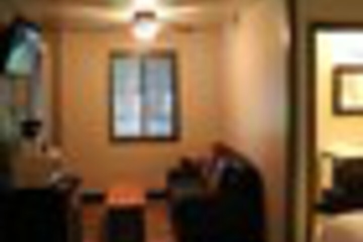 Room 233 of 504