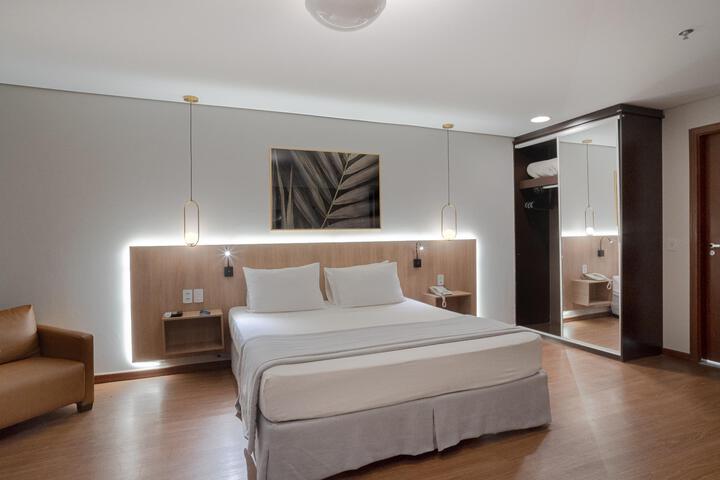 Room 10 of 50