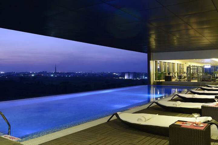Pool 26 of 63