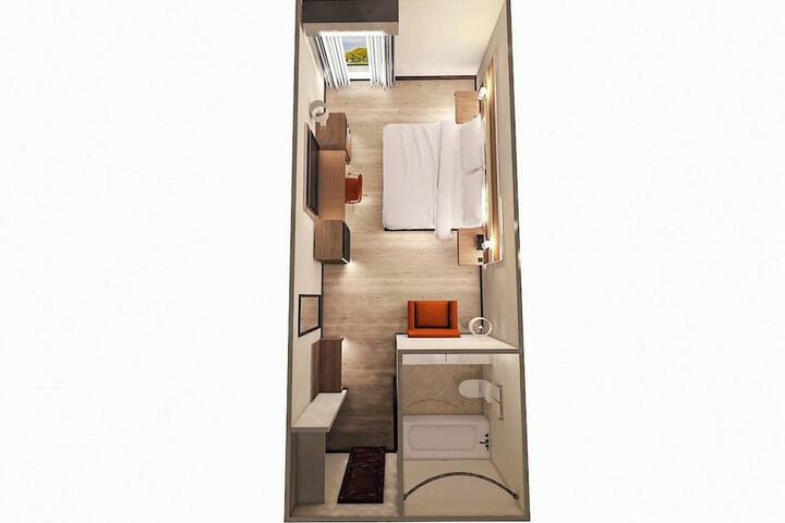 Room 38 of 85