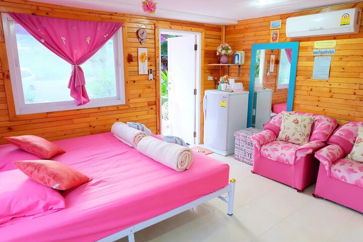 Room 30 of 59