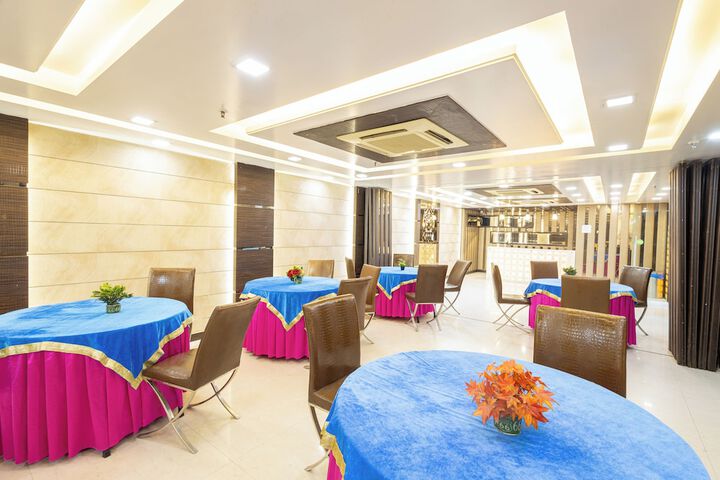 Business Center 38 of 41