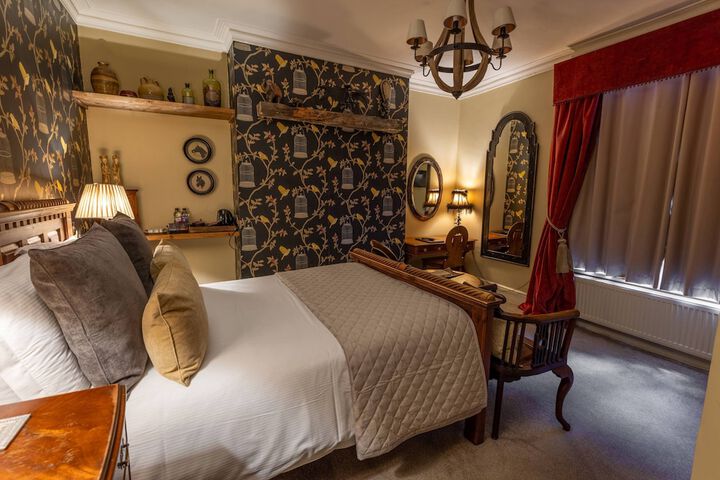 Room 28 of 57