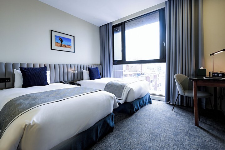 Room 73 of 113