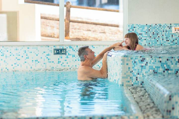 Hotel Pool