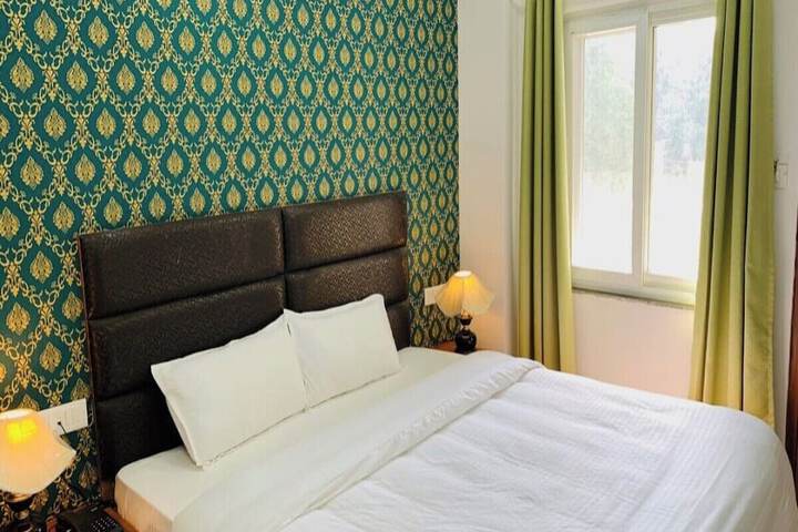 Room 20 of 51
