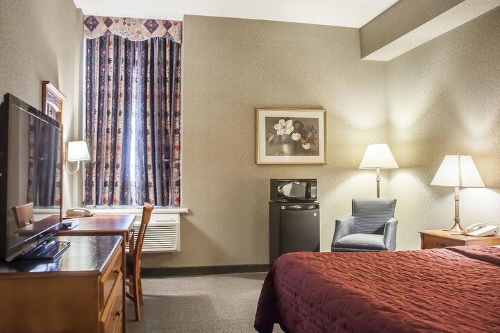 Room 19 of 36