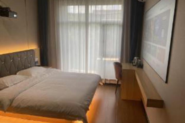 Room 20 of 22