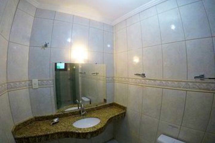 Room 12 of 46