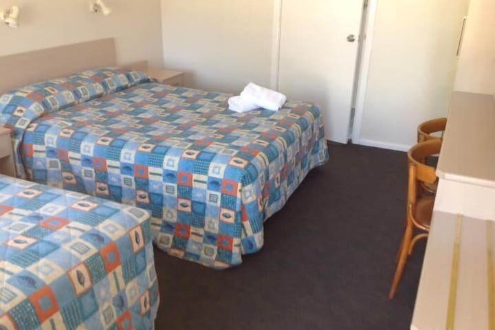 Room 22 of 40