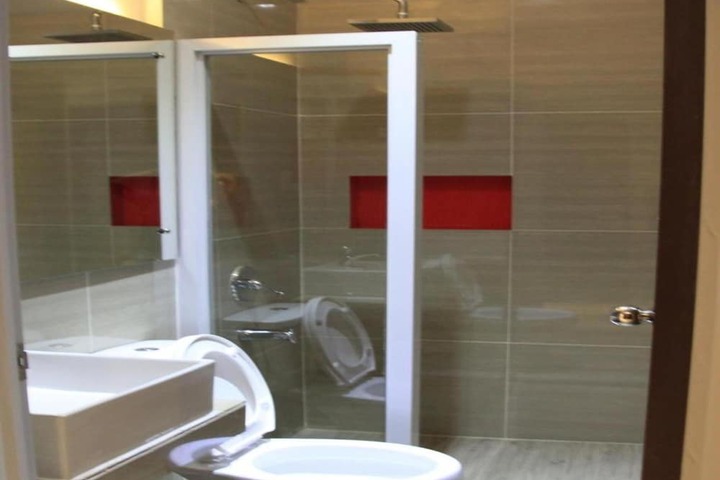 Clean Restrooms