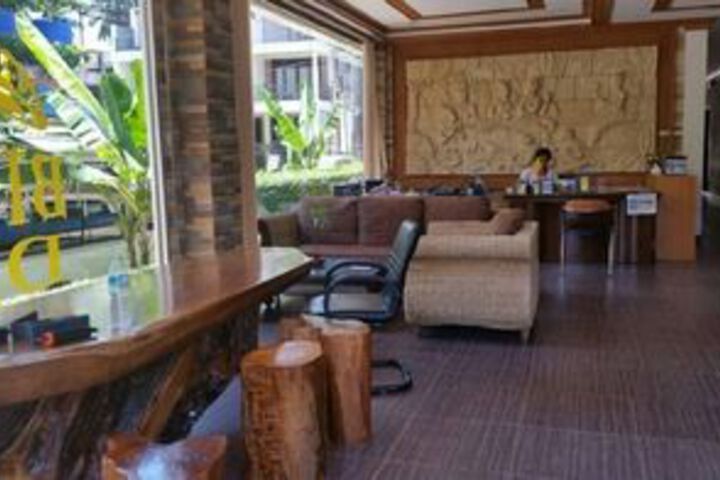 Hotel Interior 12 of 14