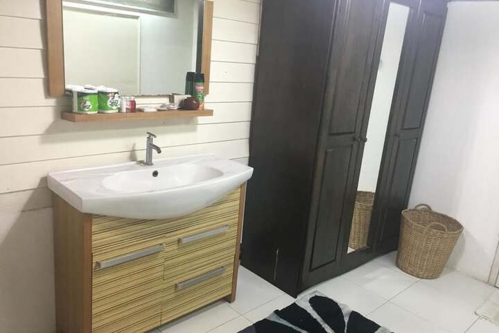 Room 30 of 54