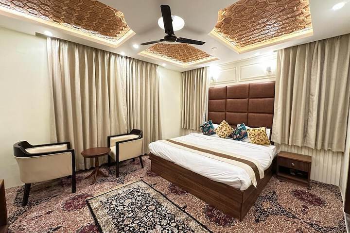 Room 20 of 47