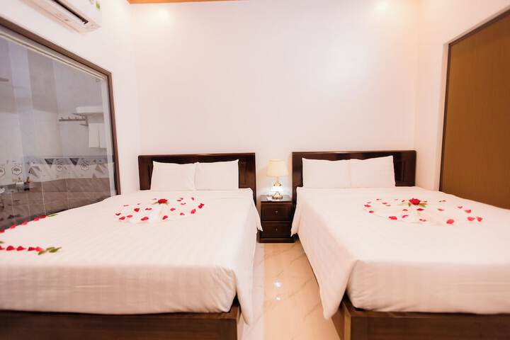 Room 3 of 9