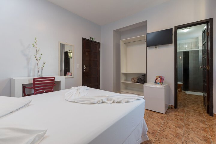 Room 52 of 150