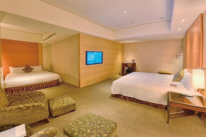 Room 75 of 145
