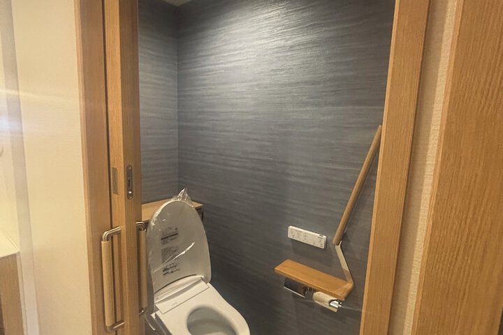 Room 7 of 48