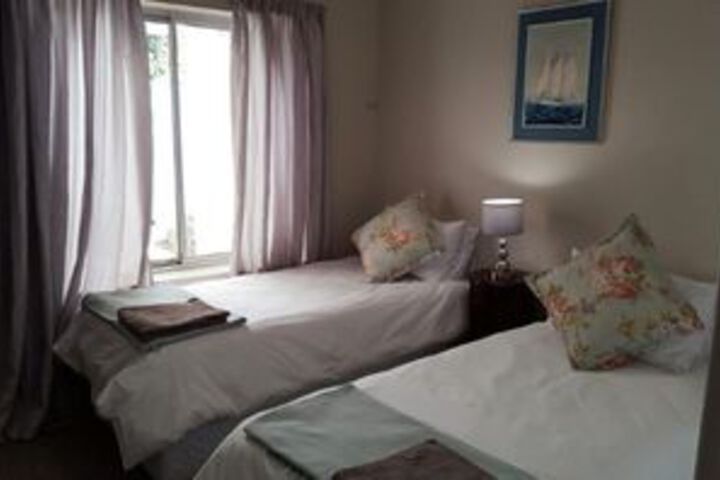 Room 4 of 23
