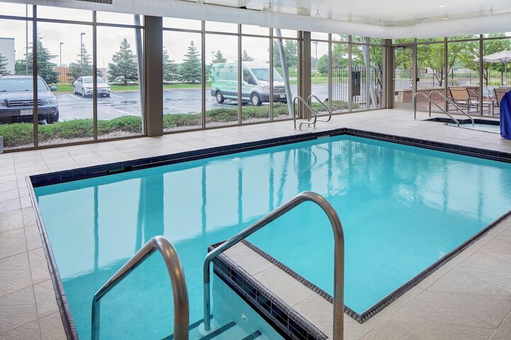 Pools & Facilities