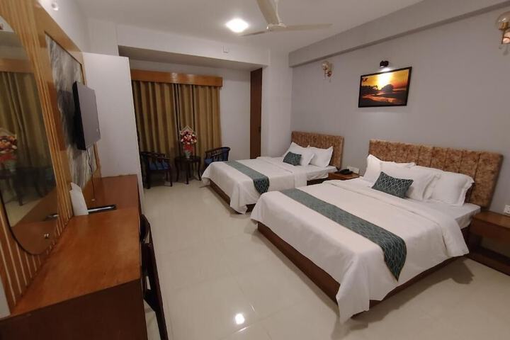 Room 5 of 73