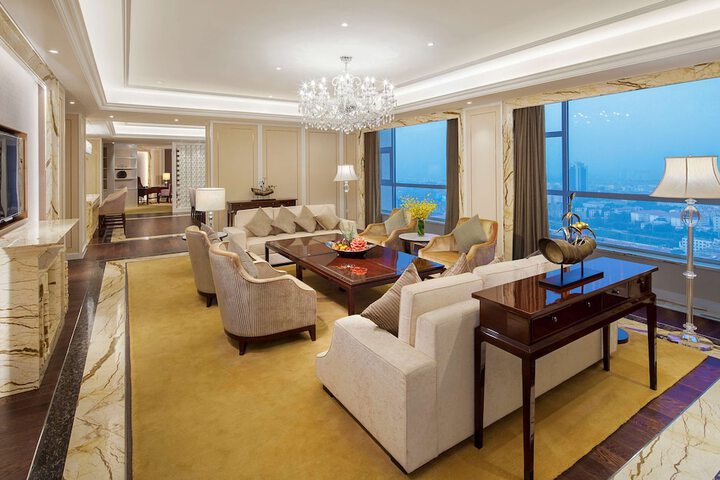 Room 21 of 70