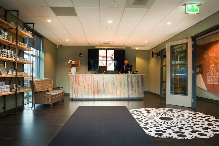 Reception hall