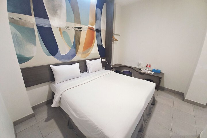 Room 30 of 56