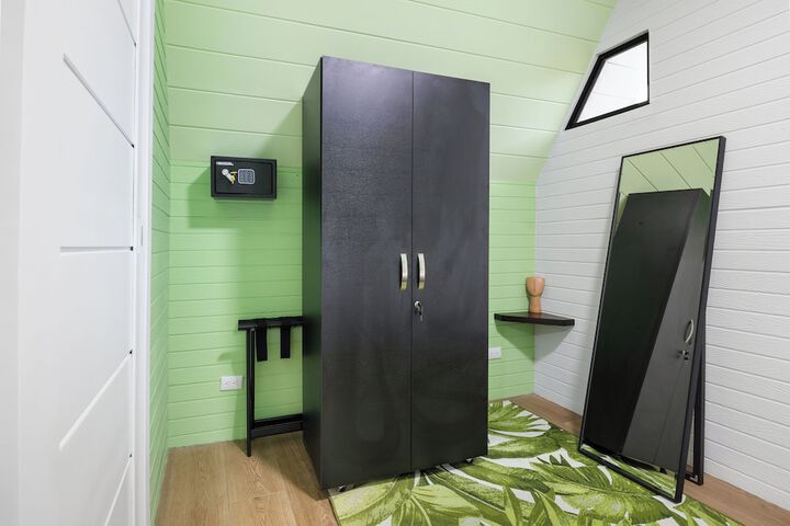 Room 10 of 391