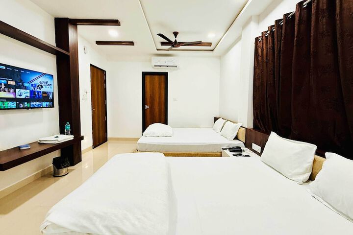 Room 48 of 61