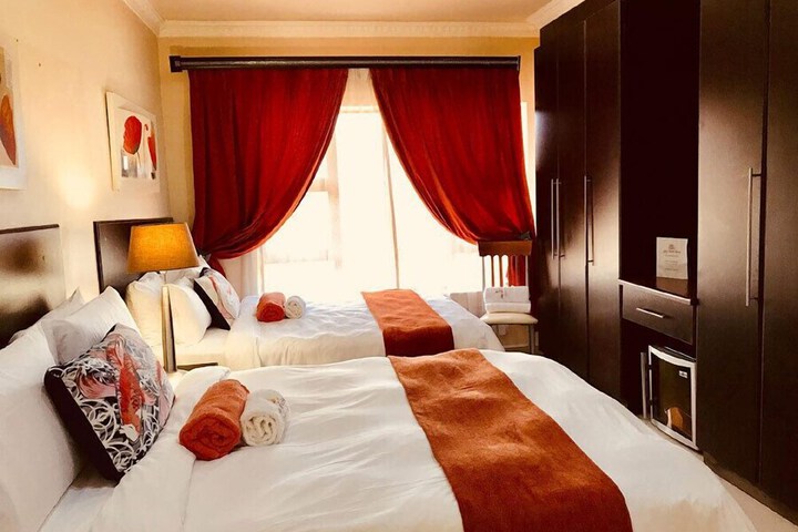 Room 18 of 36