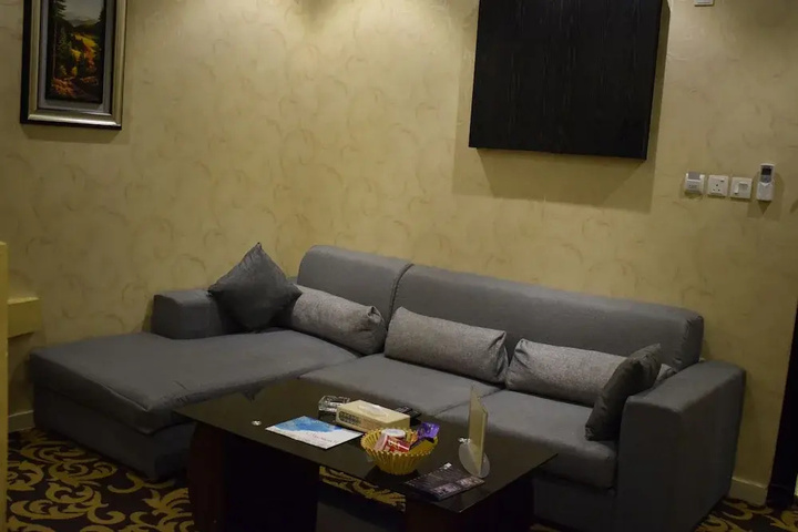 guest_rooms