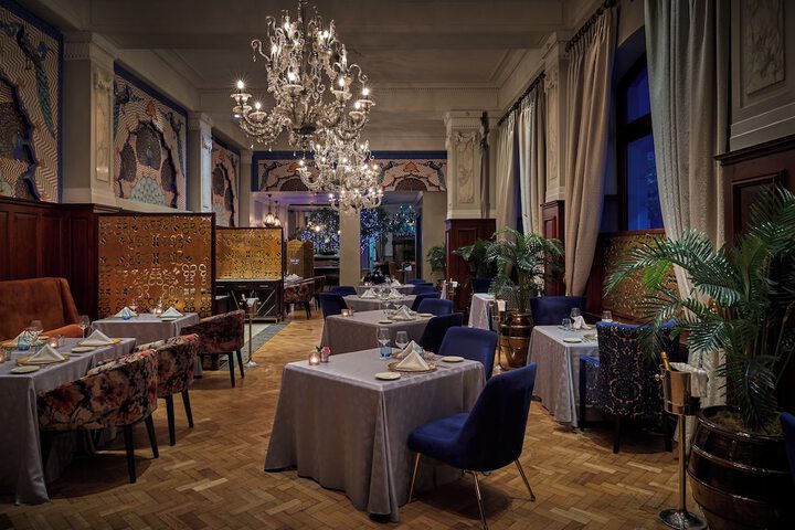 Dining 119 of 160