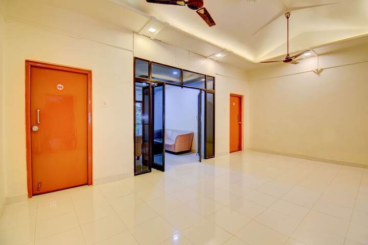 Room 28 of 60