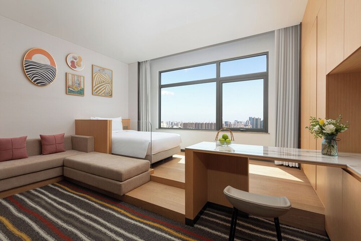 Room 10 of 57