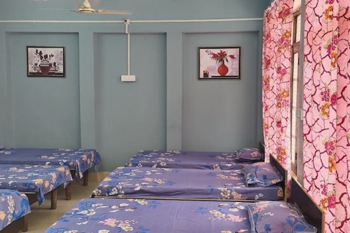 Room 3 of 19