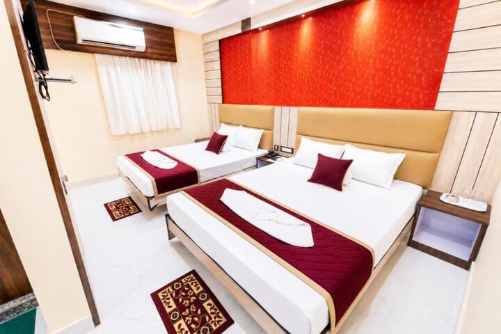 HOTEL NEW SIGNATURE INN NEW DIGHA হোটেল নিউ সিগনেচার ইন নিউ দিঘা Near Sea Beach and Lake View Room - All-Room-Attached-Balcony-and-fully-air-conditioned-hotel with- Lift- Wi-fi-Restaurant-Parking-facility- Best Hotel in Digha