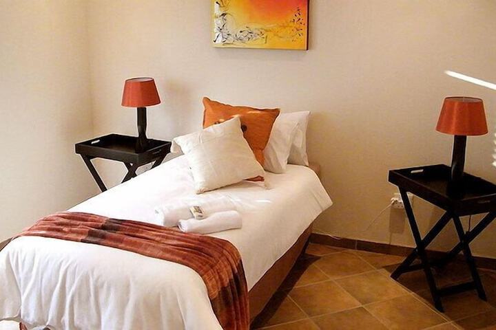 Room 4 of 46