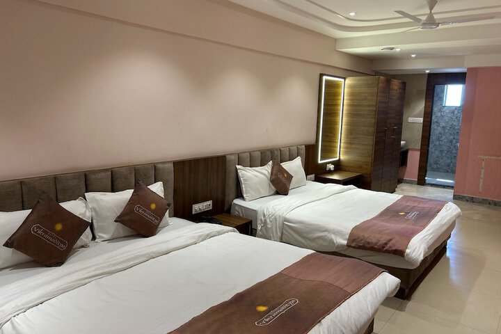 Room 20 of 108