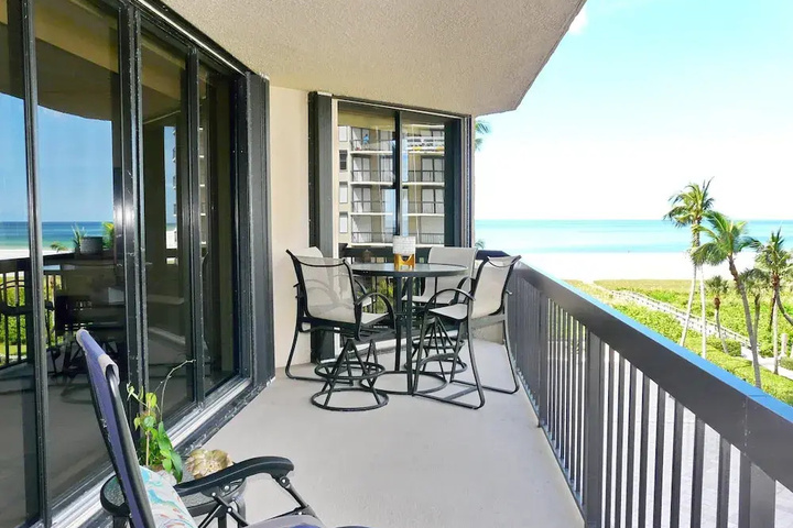 Terrace/Patio 7 of 17