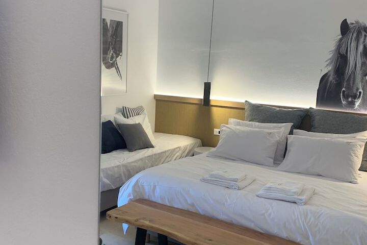 Room 33 of 71