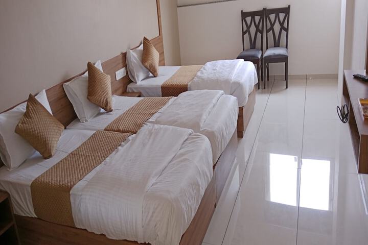 Room 21 of 27
