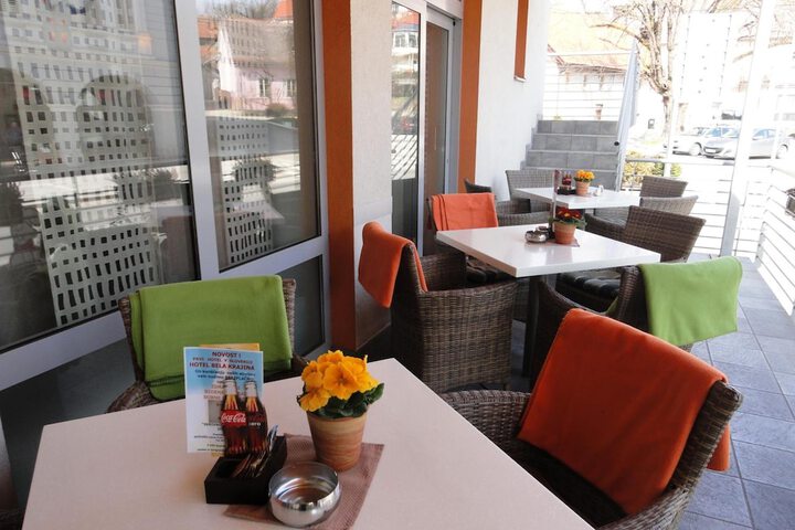 Terrace/Patio 23 of 47