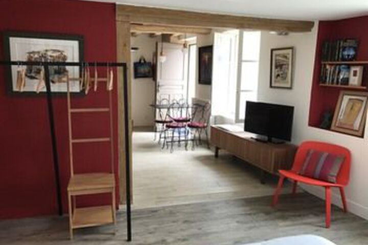 Room 34 of 43