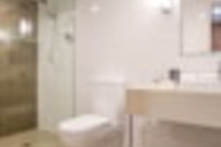 Room 113 of 237