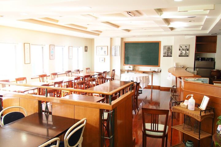 Dining Photos
