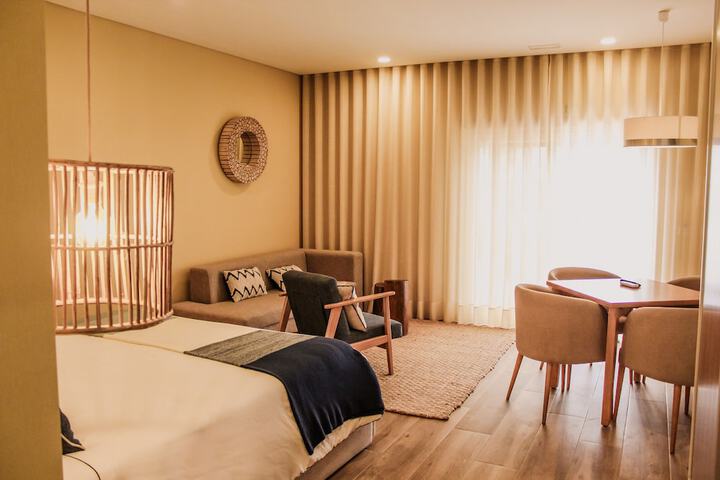 Room 4 of 56