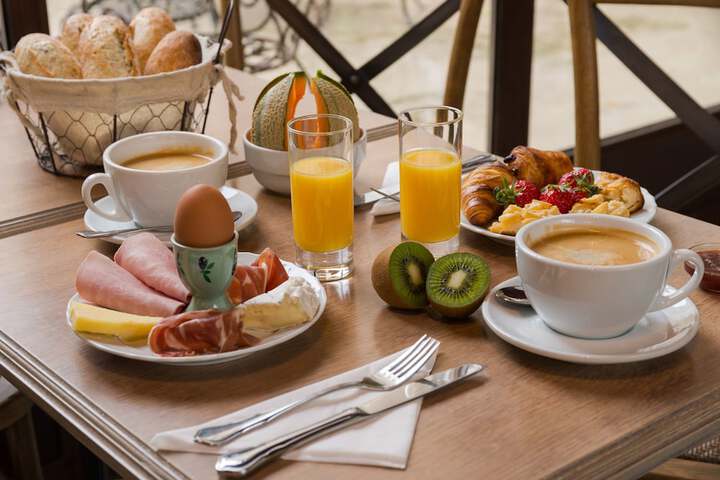 Breakfast/Coffee Service 33 of 43