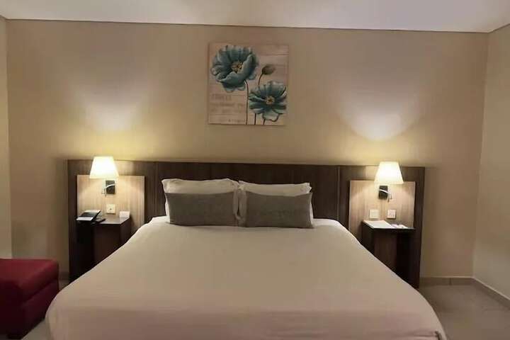 Room 8 of 61